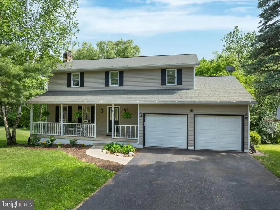 655 Berkshire Dr, State College, PA 16803 - #2
