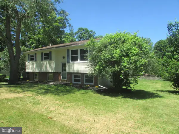 404 Beaverbrook Dr, PENNSYLVANIA FURNACE, PA 16865