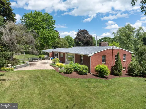 629 Beaumont Drive, STATE COLLEGE, PA 16801