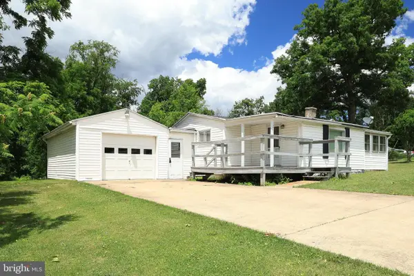 121 Mulbarger Ln, BELLEFONTE, PA 16823
