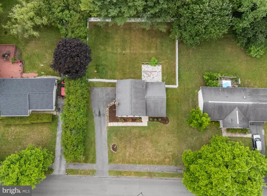 232 N Vanessa Dr, Bellefonte, PA 16823 - #2