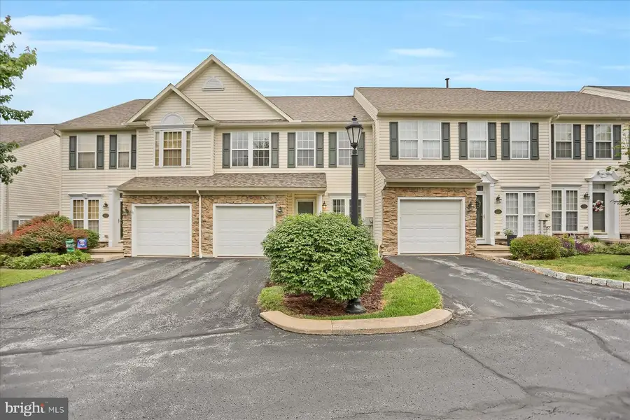 160 Scenery Ct, State College, PA 16801 - #2