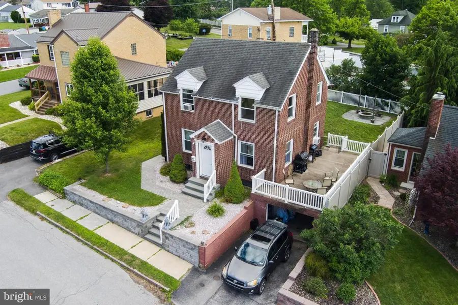 208 Sheffield St, Philipsburg, PA 16866 - #2