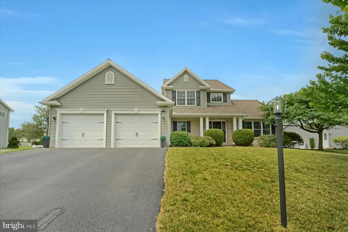 256 Jefferson Cir, Bellefonte, PA 16823 - #1