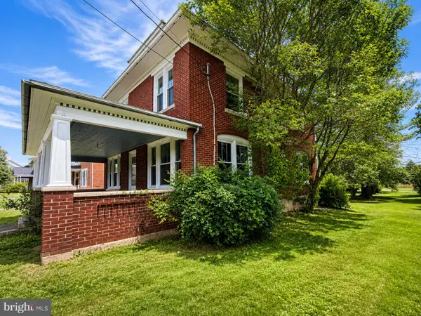 149 W Main, MILLHEIM, PA 16854