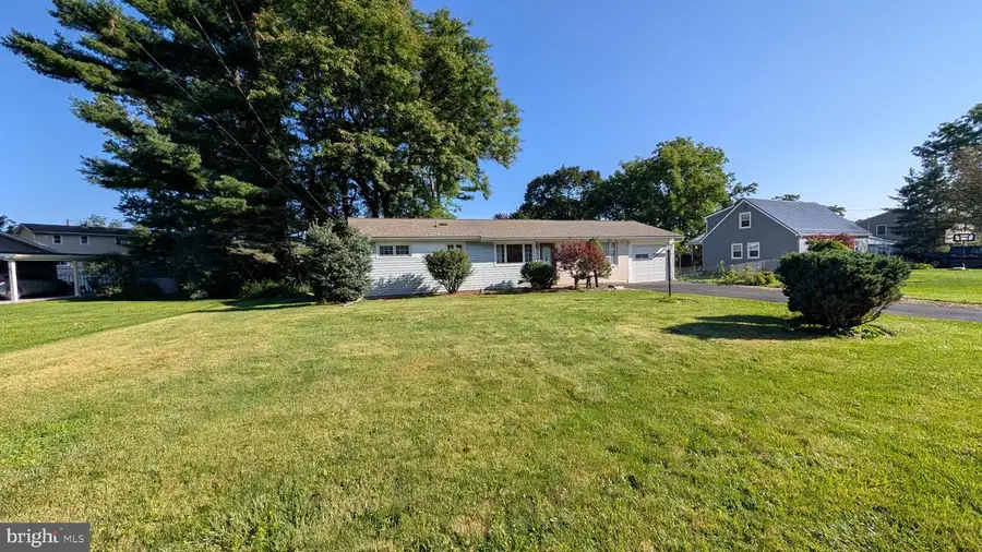 107 Horseshoe Cir, Pennsylvania Furnace, PA 16865 - #2