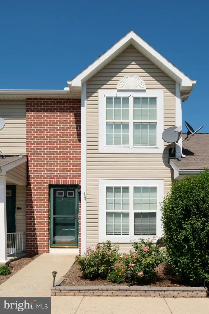 209 Pebble Ln, Bellefonte, PA 16823 - #1