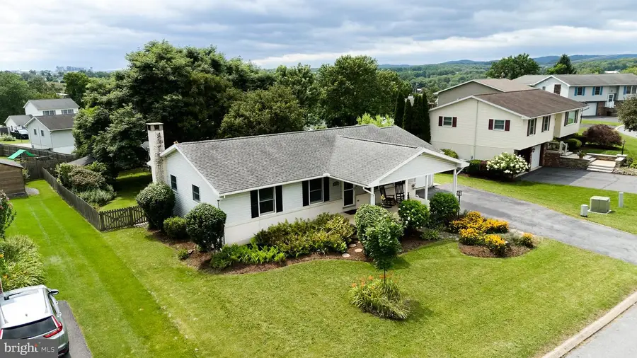 121 Julian Dr, State College, PA 16801 - #2