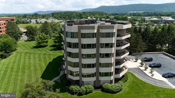 425 Windmere Dr #4a, STATE COLLEGE, PA 16801