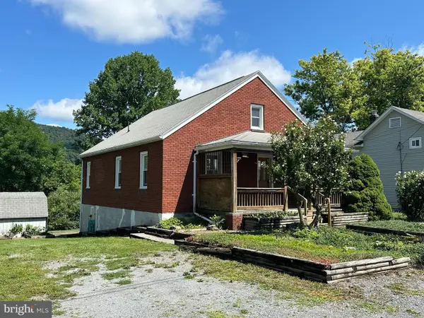 955 Halfmoon St, BELLEFONTE, PA 16823