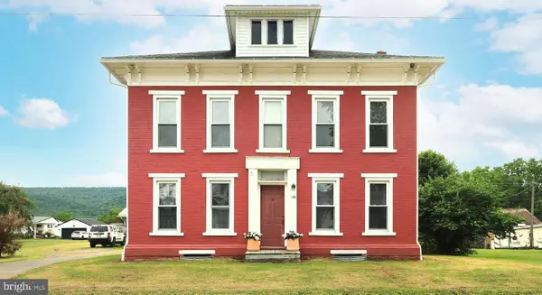 170 E Main St, REBERSBURG, PA 16872