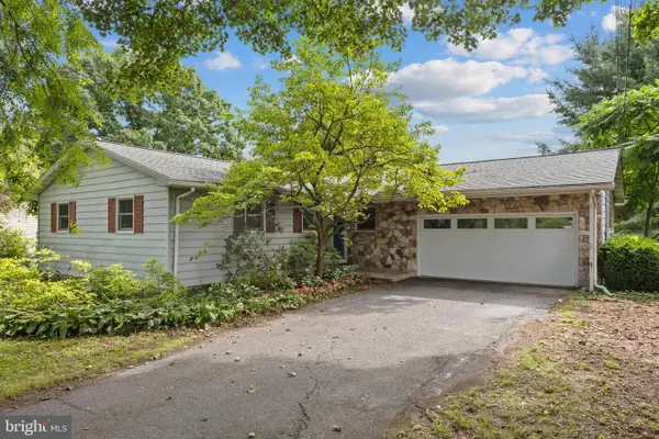 10 Nittany View Cir, STATE COLLEGE, PA 16801