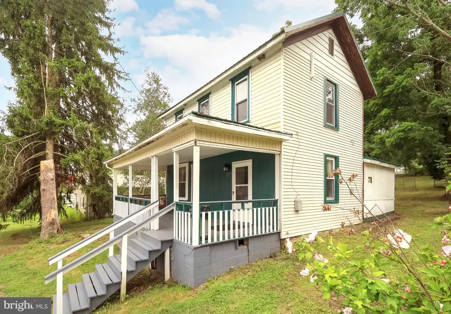 105 W Nectarine St, Snow Shoe, PA 16874 - #2