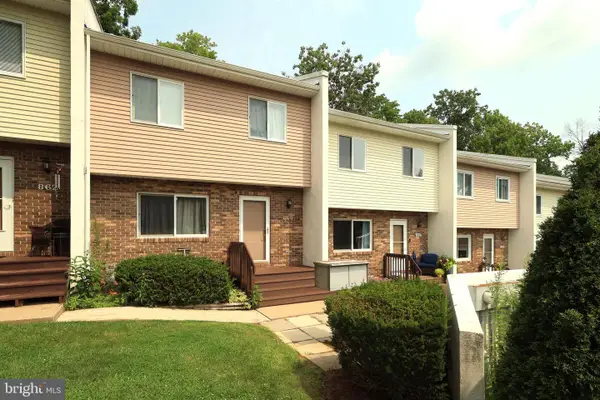 868 Galen Dr, STATE COLLEGE, PA 16803