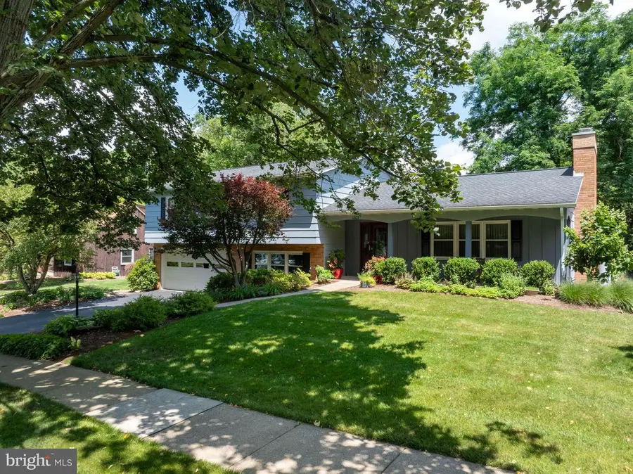 1203 Smithfield Cir, State College, PA 16801 - #3