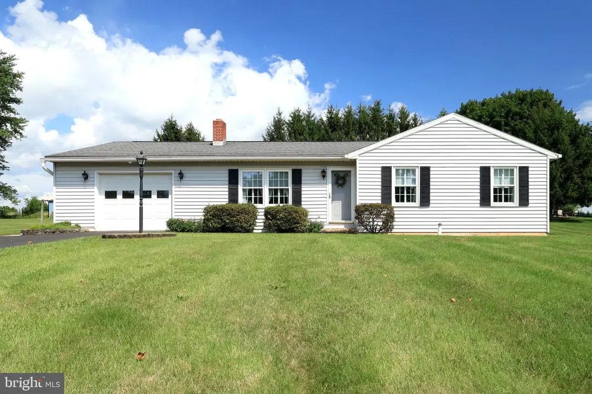 181 Grand Prix Rd, Bellefonte, PA 16823 - #1