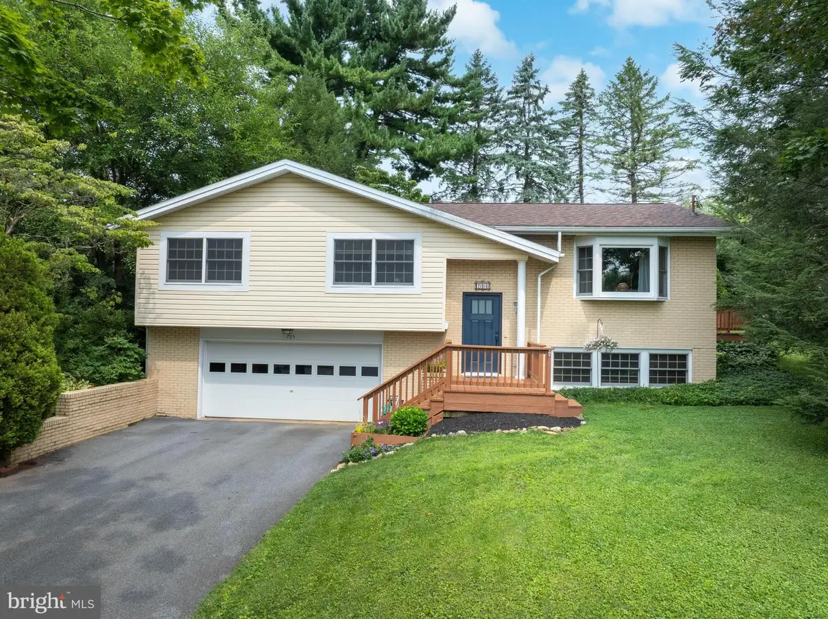 705 Windsor Ct, State College, PA 16801 - #1