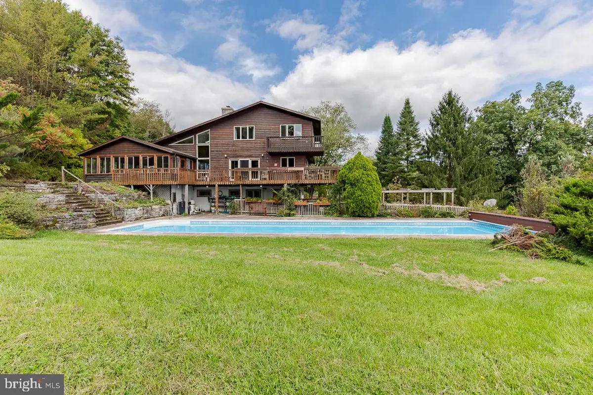 197 Egg Hill Rd, Spring Mills, PA 16875 - #1