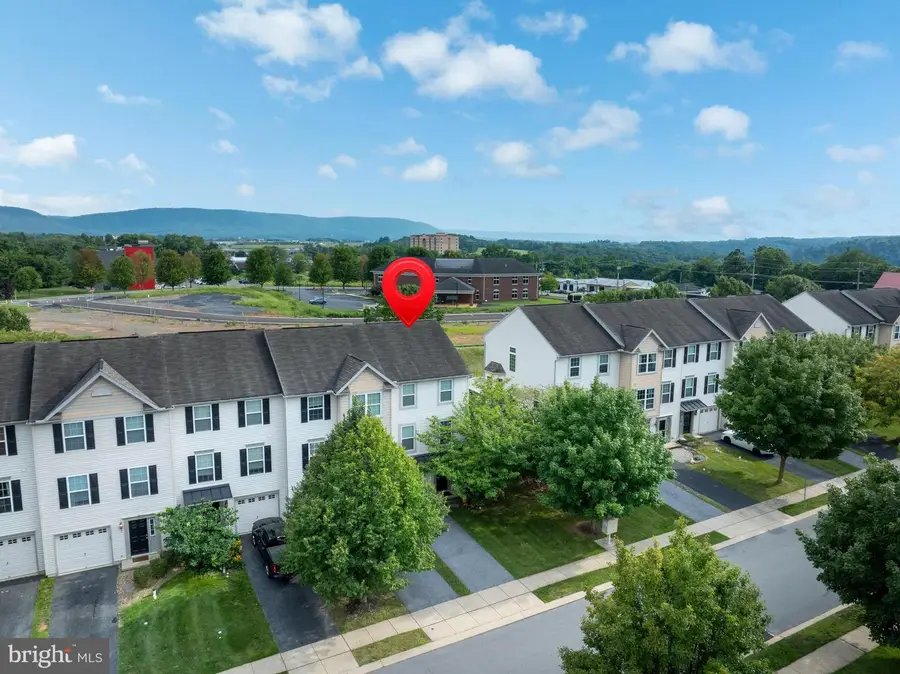 125 Cambridge Ln, Bellefonte, PA 16823 - #2