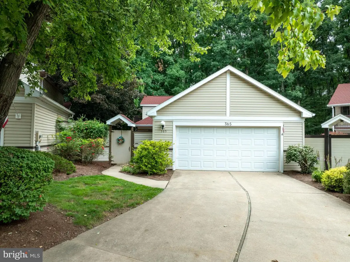 365 Oakwood Ave, State College, PA 16803 - #1