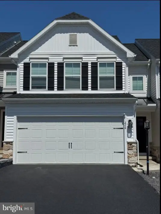 226 Magnolia Ln, STATE COLLEGE, PA 16803
