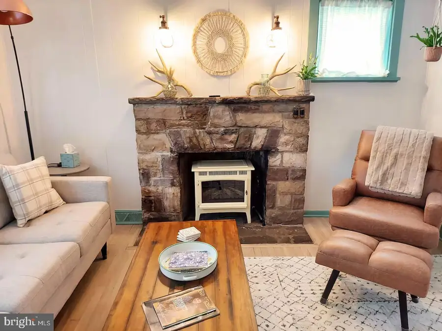 732 S Nixon Rd, Pine Grove Mills, PA 16868 - #2