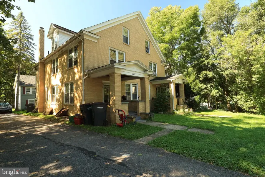 824 Elmwood St, State College, PA 16801 - #2