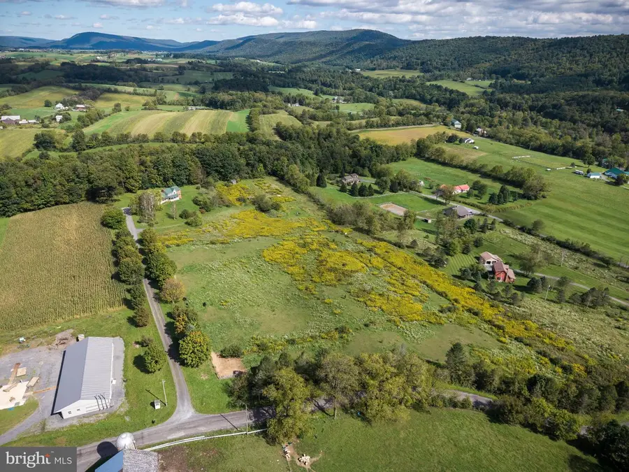 174 Bartges Rd, Coburn, PA 16832 - #2