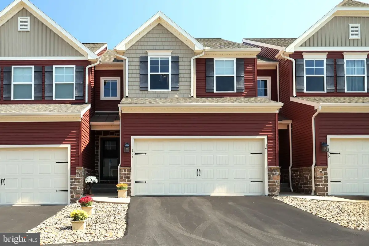 197 Towhee Dr, Boalsburg, PA 16827 - #1