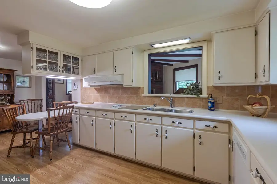 267 Kathy St, Philipsburg, PA 16866 - #2
