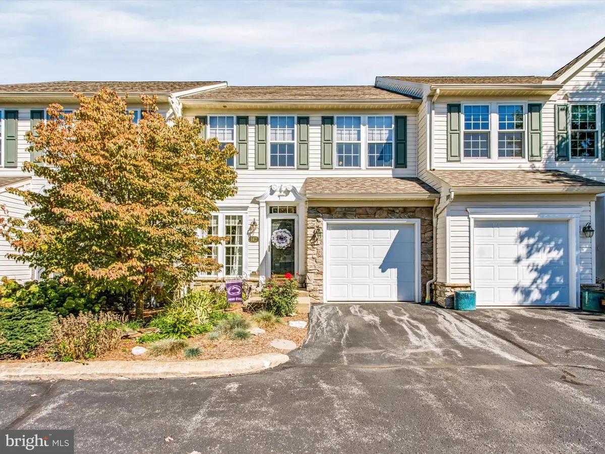142 Scenery Ct, State College, PA 16801 - #1