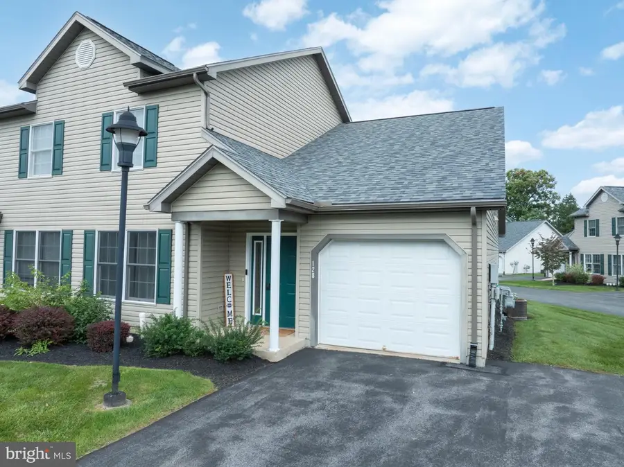 128 Winchester Ct, State College, PA 16801 - #2