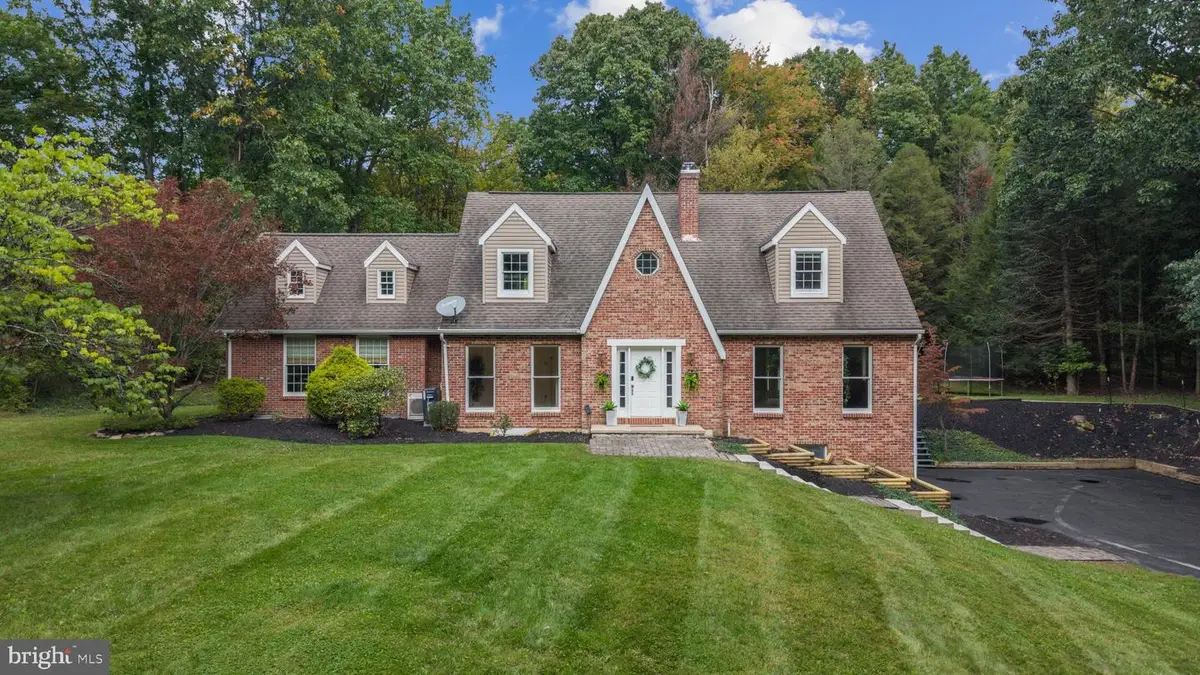 3569 Circleville Rd, Port Matilda, PA 16870 - #1