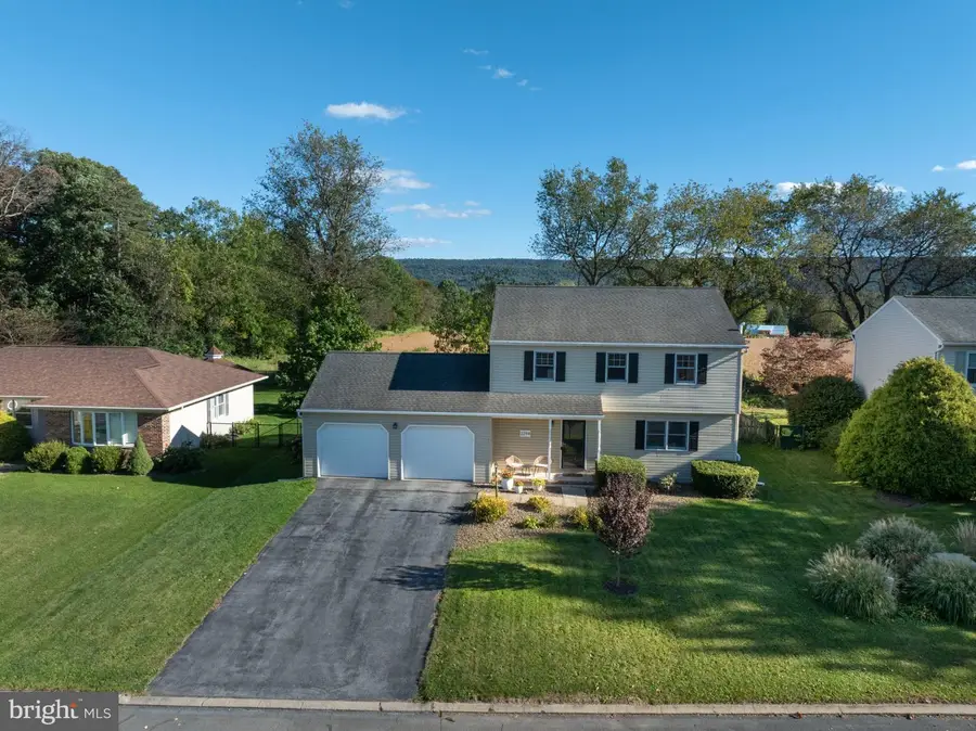 2294 Roylen Cir, State College, PA 16801 - #2