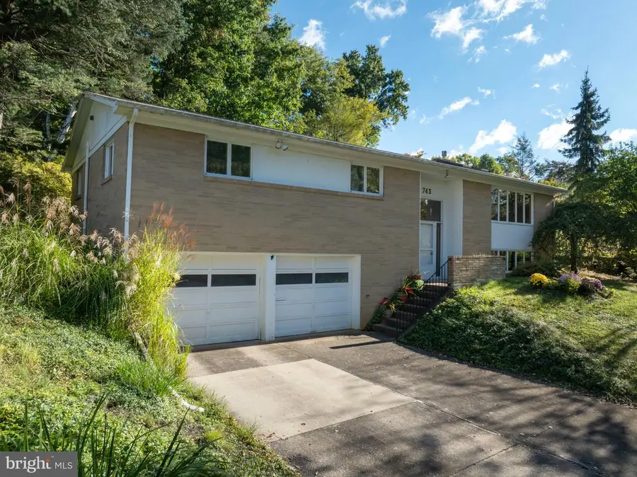 743 Glenn Rd, State College, PA 16803 - #2