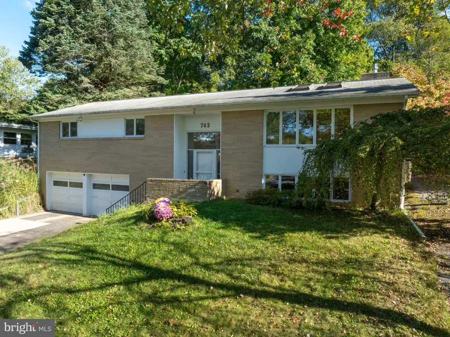 743 Glenn Rd, State College, PA 16803 - #3