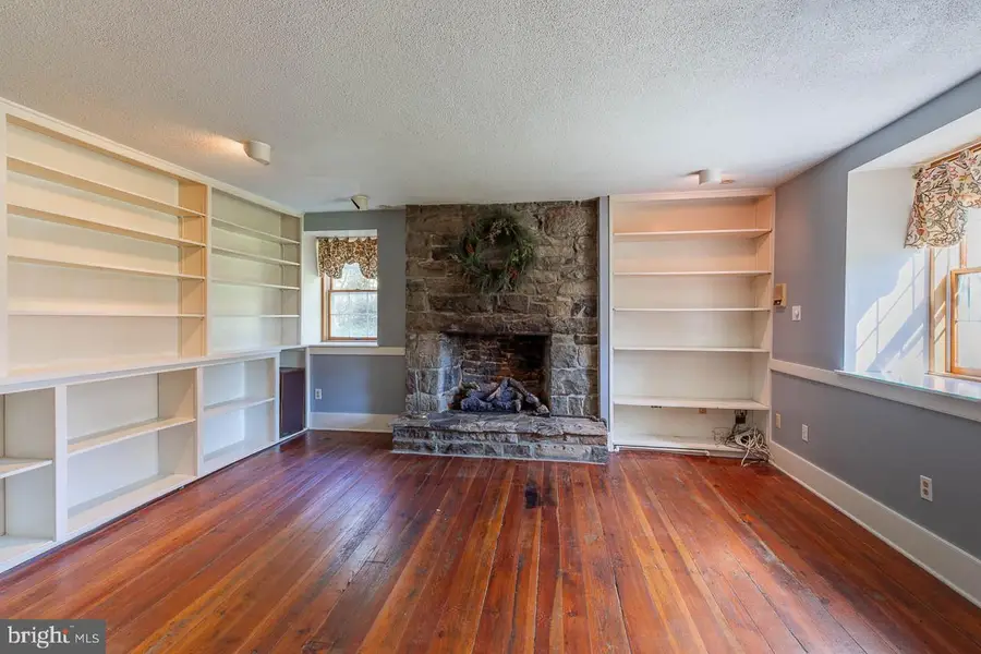 350 N Main St, Pleasant Gap, PA 16823 - #3