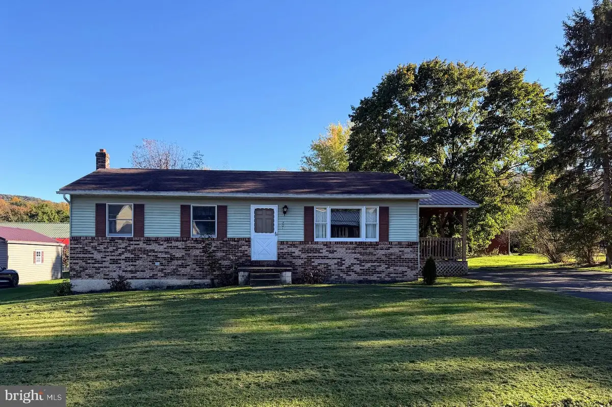 301 Dell St, Bellefonte, PA 16823 - #1