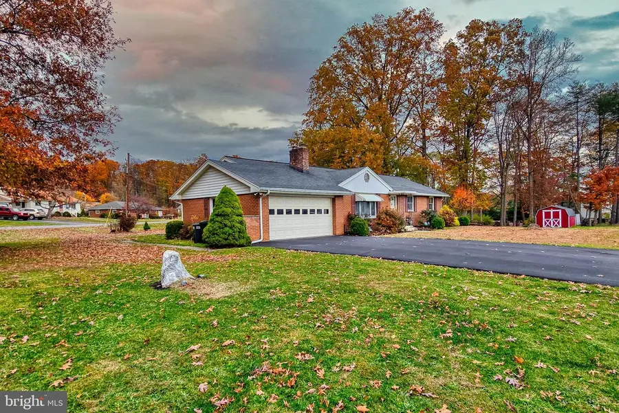 8 Sylvan W, Jersey Shore, PA 17740 - Image #2