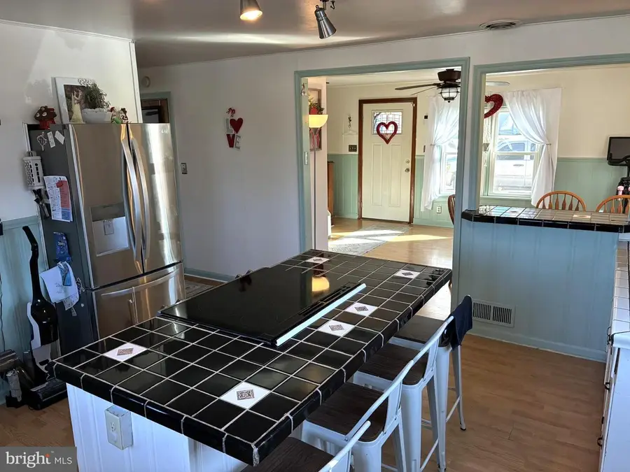 421 James St, Lock Haven, PA 17745 - #3