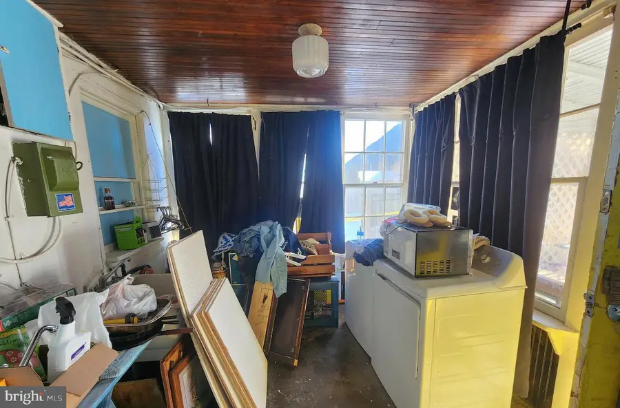 148 Susquehanna Ave, Renovo, PA 17764 - #3