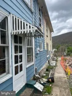 148 Susquehanna Ave, Renovo, PA 17764 - #3