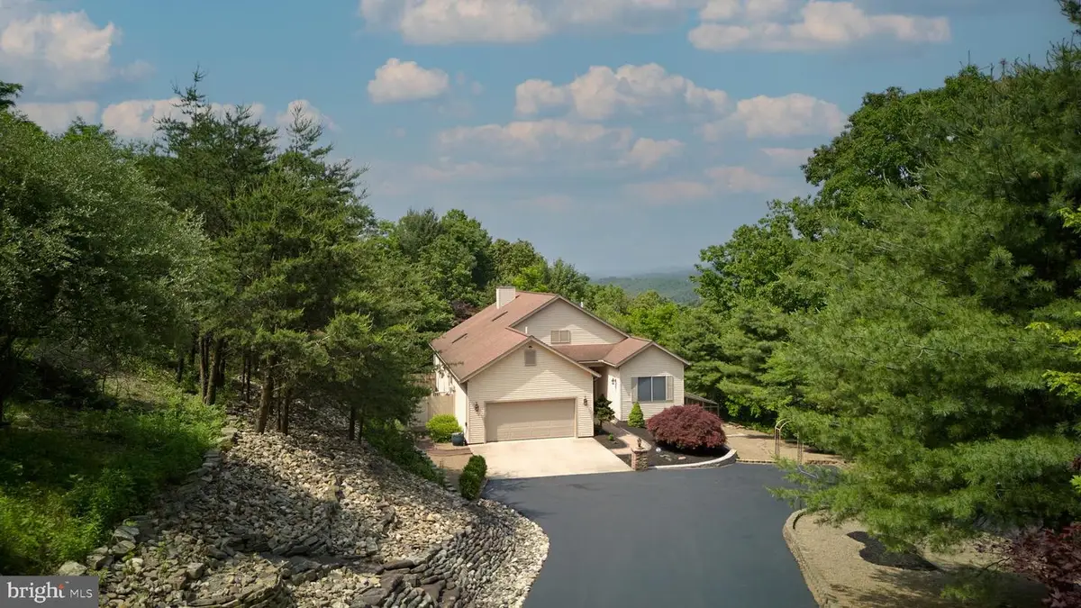 1135 Checkerberry Ln, Lock Haven, PA 17745 - #1