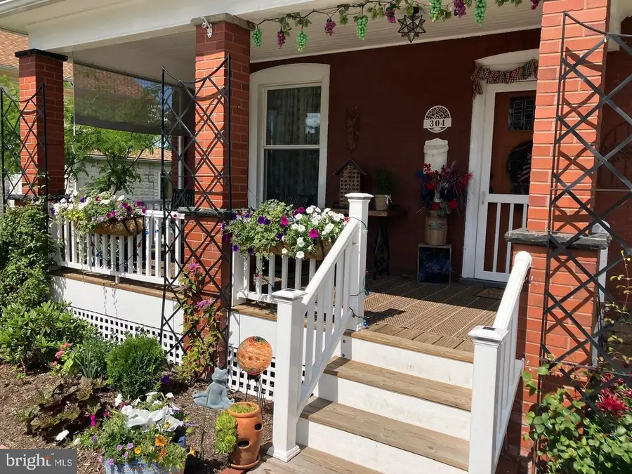 304 S Jones St, Lock Haven, PA 17745 - #2