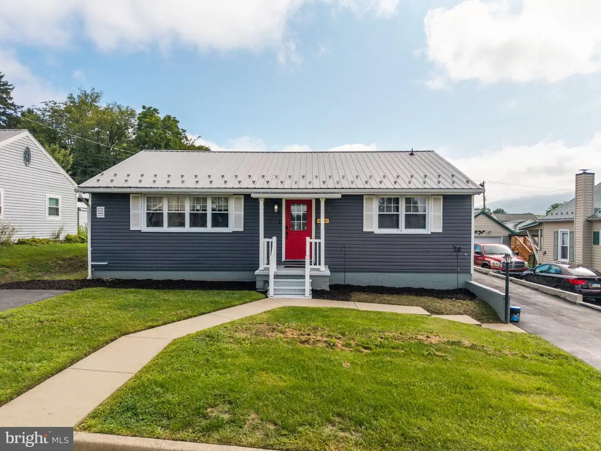 444 S Summit St, Lock Haven, PA 17745 - #1
