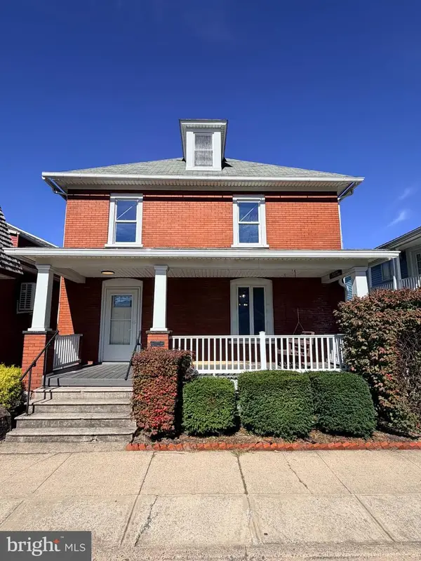 5 E Bald Eagle St, LOCK HAVEN, PA 17745