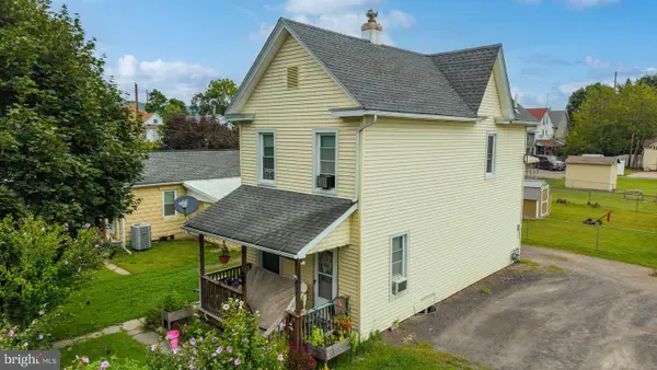 604r Market St, BERWICK, PA 18603