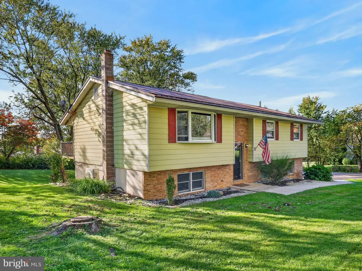 118 Terrace Dr, Bloomsburg, PA 17815 - #1
