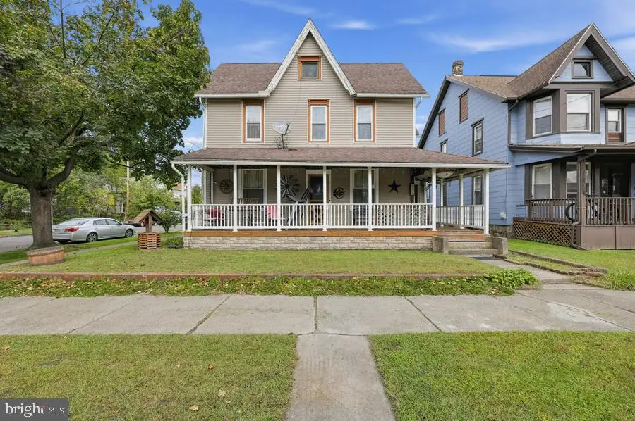 608 N Market St, Berwick, PA 18603 - #1