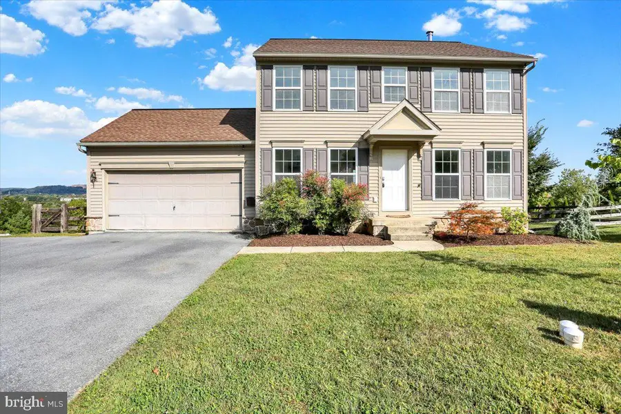 281 Merwood Dr, Morgantown, PA 19543 - Image #2